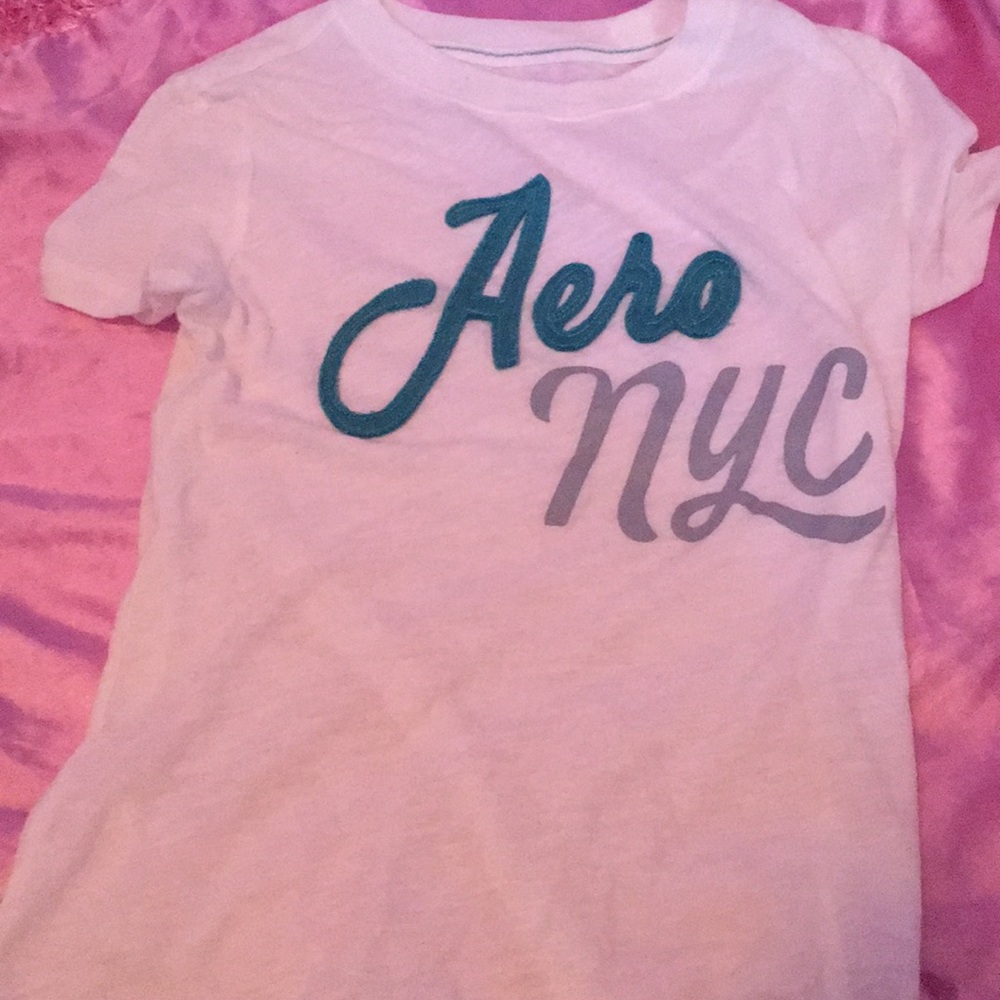 Aéropostale t shirt